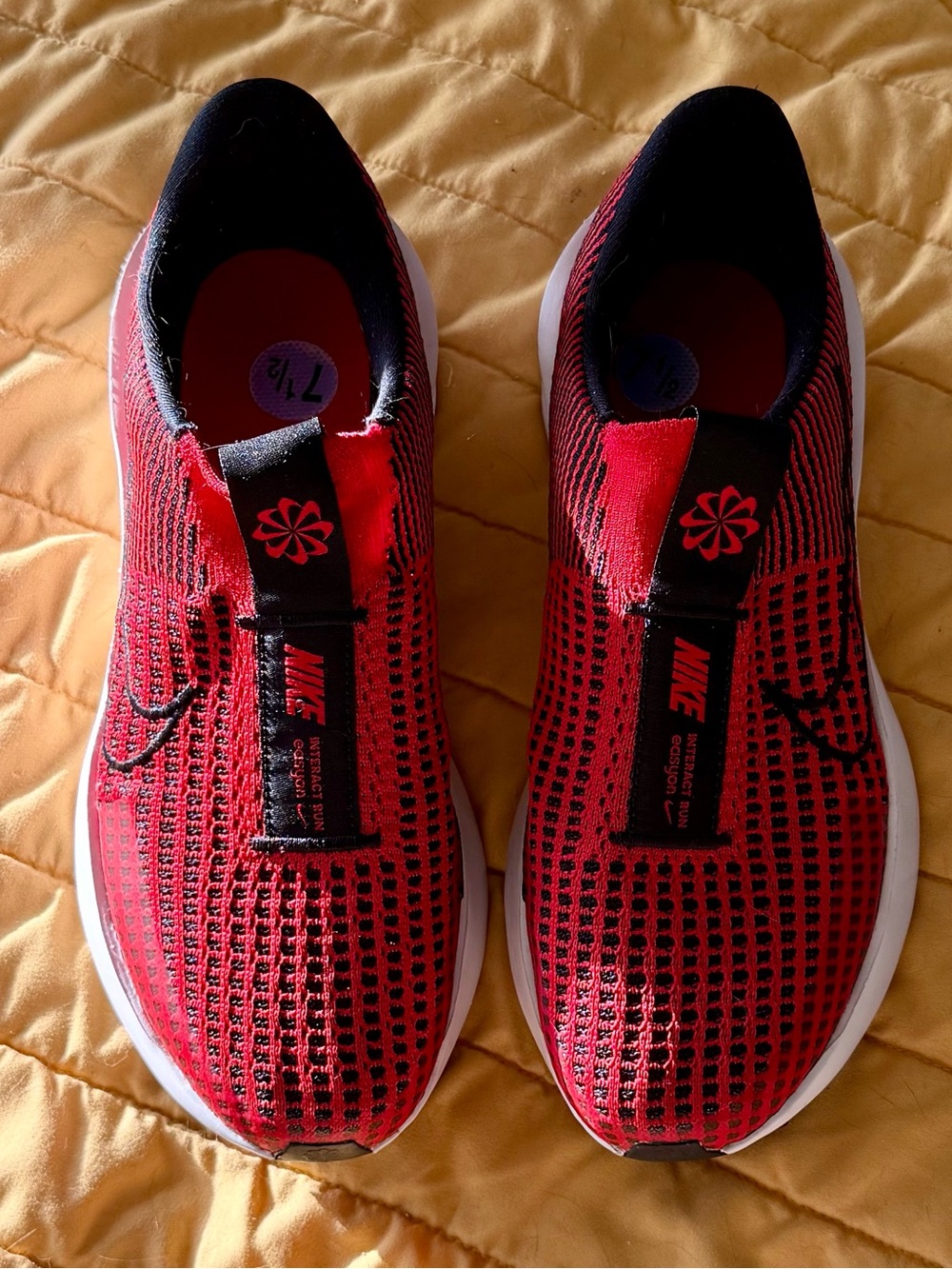 Nike Interact Run EasyOn 'University Red'  men’s size 7.5 running shoes